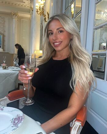 Full leaked Gym barbie private photo