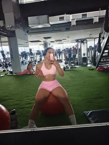 Full leaked Gym booty bubble butts page private photo
