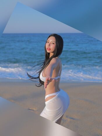 Full leaked H rvn private photo