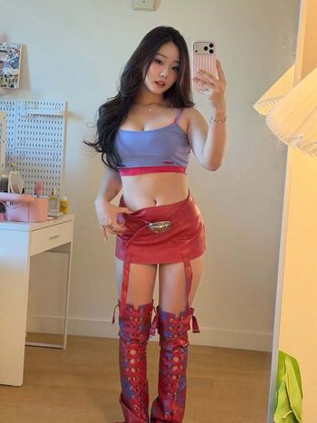 Full leaked H yojeong private photo