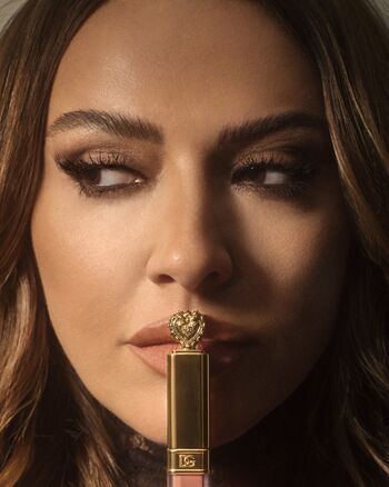 Full leaked Hadise private photo