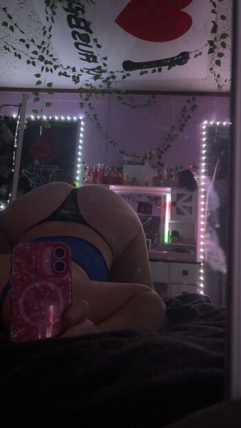 Full leaked Hadly t private photo