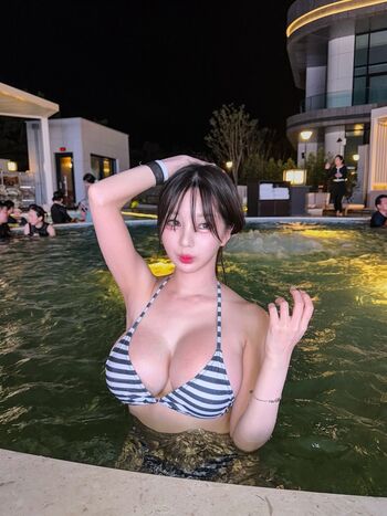 Full leaked Hahahazwoo private photo