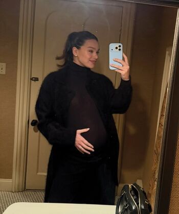 Full leaked Hailee steinfeld  page private onlyfans photo