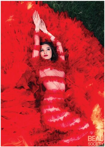 Full leaked Hailee steinfeld private onlyfans photo