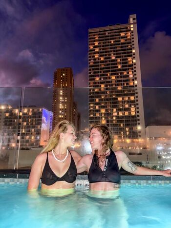 Full leaked Haileeandkendra  page private photo