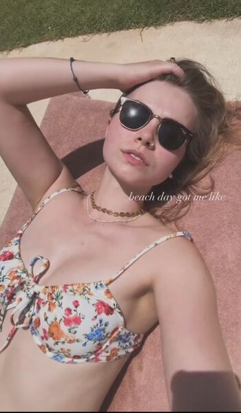 Full leaked Haileeandkendra private photo