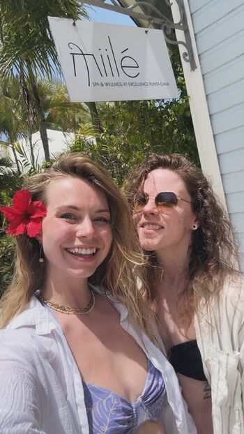 Full leaked Haileeandkendra private photo