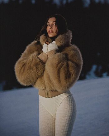 Hailey Baldwin Bieber