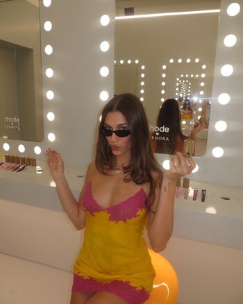 Full leaked Hailey baldwin bieber private onlyfans photo