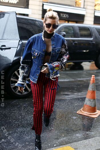 Full leaked Hailey bieber private onlyfans photo