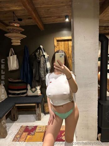 Full leaked Hailey brown private photo