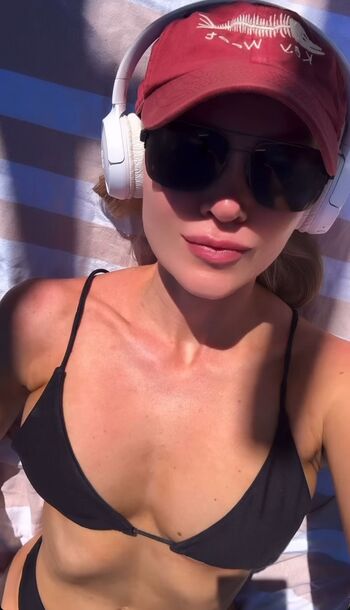 Full leaked Hailey malles page private onlyfans photo