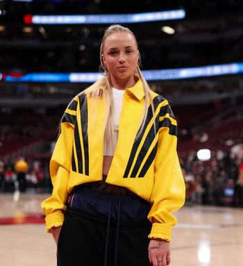 Full leaked Hailey van lith private onlyfans photo