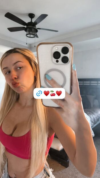 Full leaked Hailey welch private onlyfans photo
