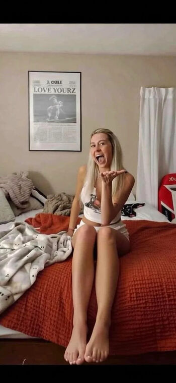 Full leaked Hailey welch private onlyfans photo