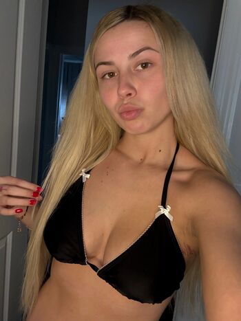 Full leaked Hailey welch private onlyfans photo