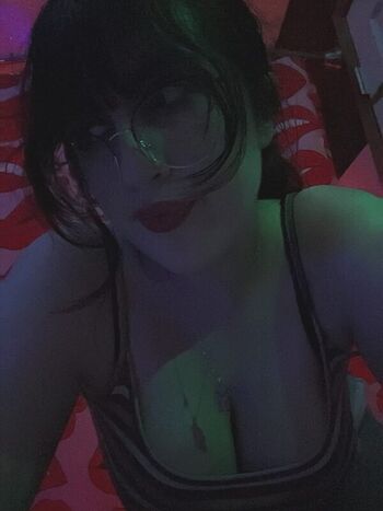 Full leaked Haileyavocad private photo