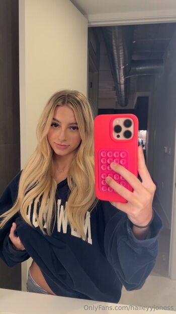 Full leaked Haileyyjoness private onlyfans photo