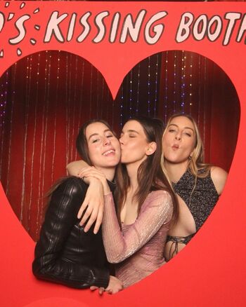 Haim Sisters