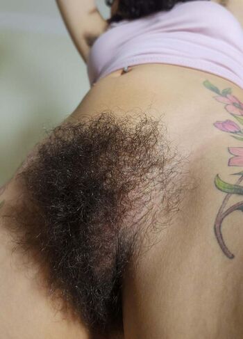 Full leaked Hairyangela private photo