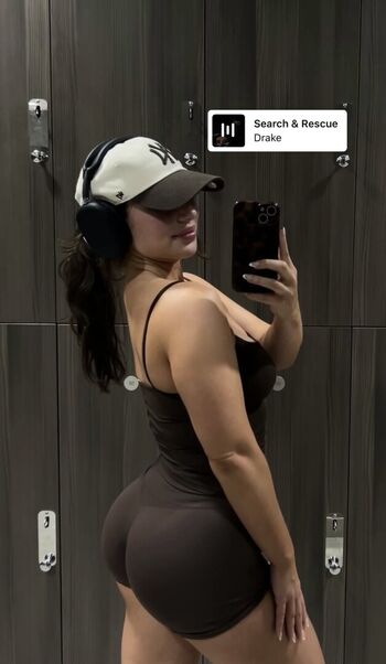 Full leaked Hairyputter private onlyfans photo