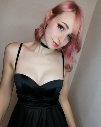 Full leaked Hakusa page private onlyfans photo