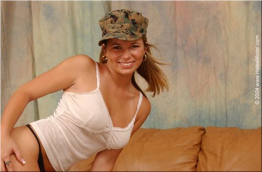 Full leaked Halee model page private onlyfans photo