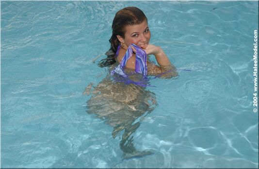 Full leaked Halee model page private onlyfans photo