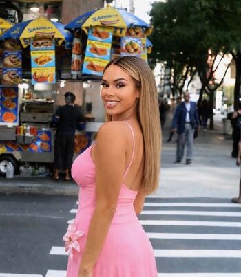 Full leaked Haleigh larson private photo