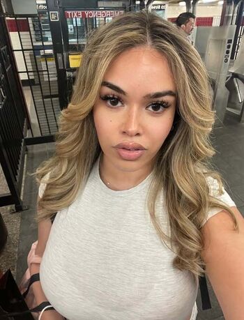 Full leaked Haleigh larson private photo