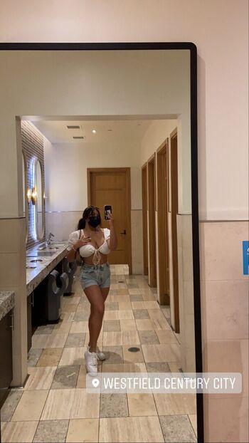 Full leaked Haley hoang private onlyfans photo