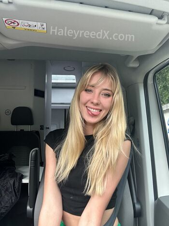 Full leaked Haleyreedx private onlyfans photo