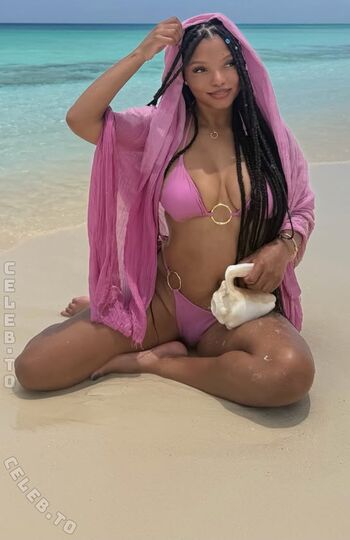 Full leaked Halle bailey private photo