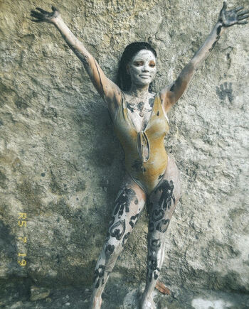 Full leaked Halle bailey private photo