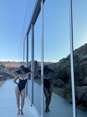 Full leaked Halle berry page private photo