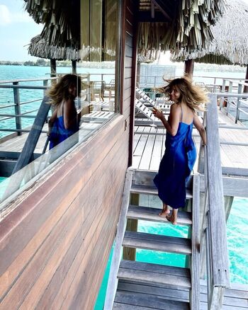 Full leaked Halle berry private photo
