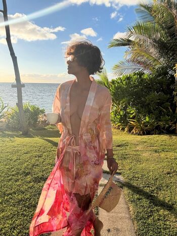 Full leaked Halle berry private photo