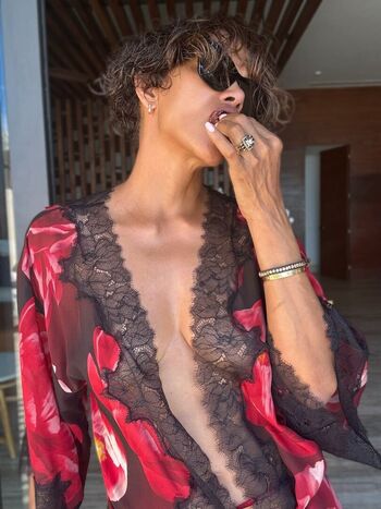 Full leaked Halle berry page private photo