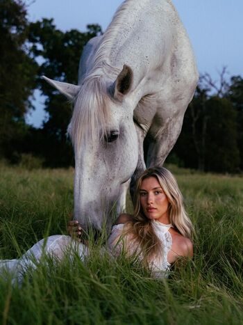 Full leaked Halle cooley private photo