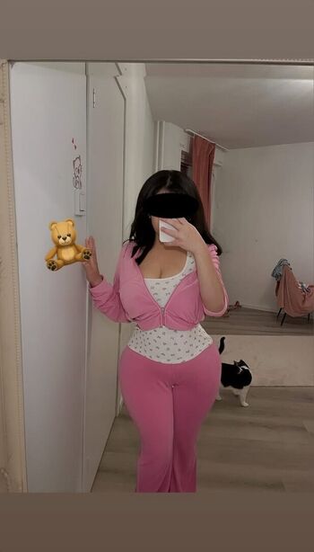 Full leaked Halola private onlyfans photo