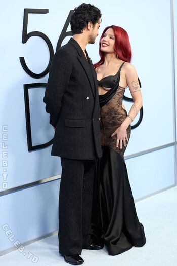 Full leaked Halsey page private onlyfans photo