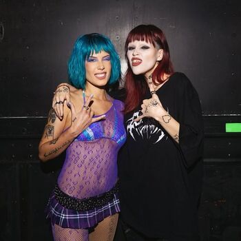 Full leaked Halsey page private photo