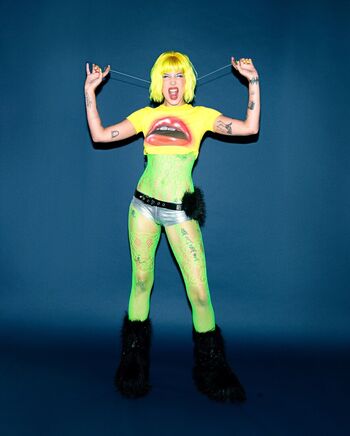 Full leaked Halsey private photo