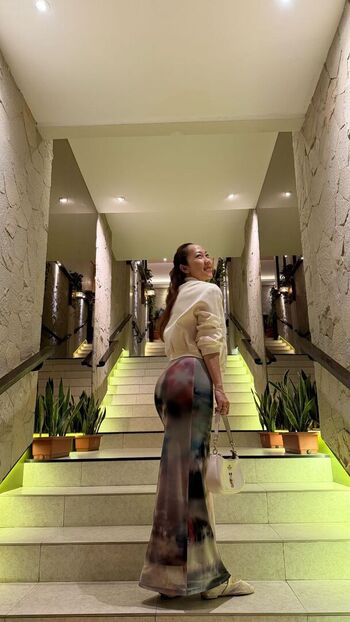 Full leaked Han hang private photo