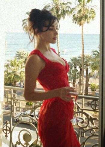 Full leaked Hande ercel page private photo