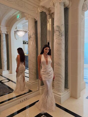 Full leaked Hande ercel private photo