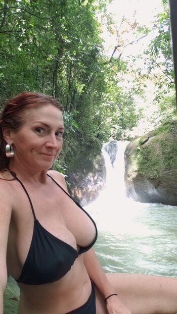 Full leaked Handygingergal private photo