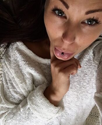 Full leaked Hanna strand private photo