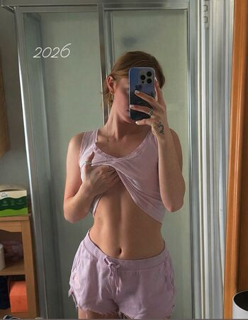 Full leaked Hannaahhn page private photo